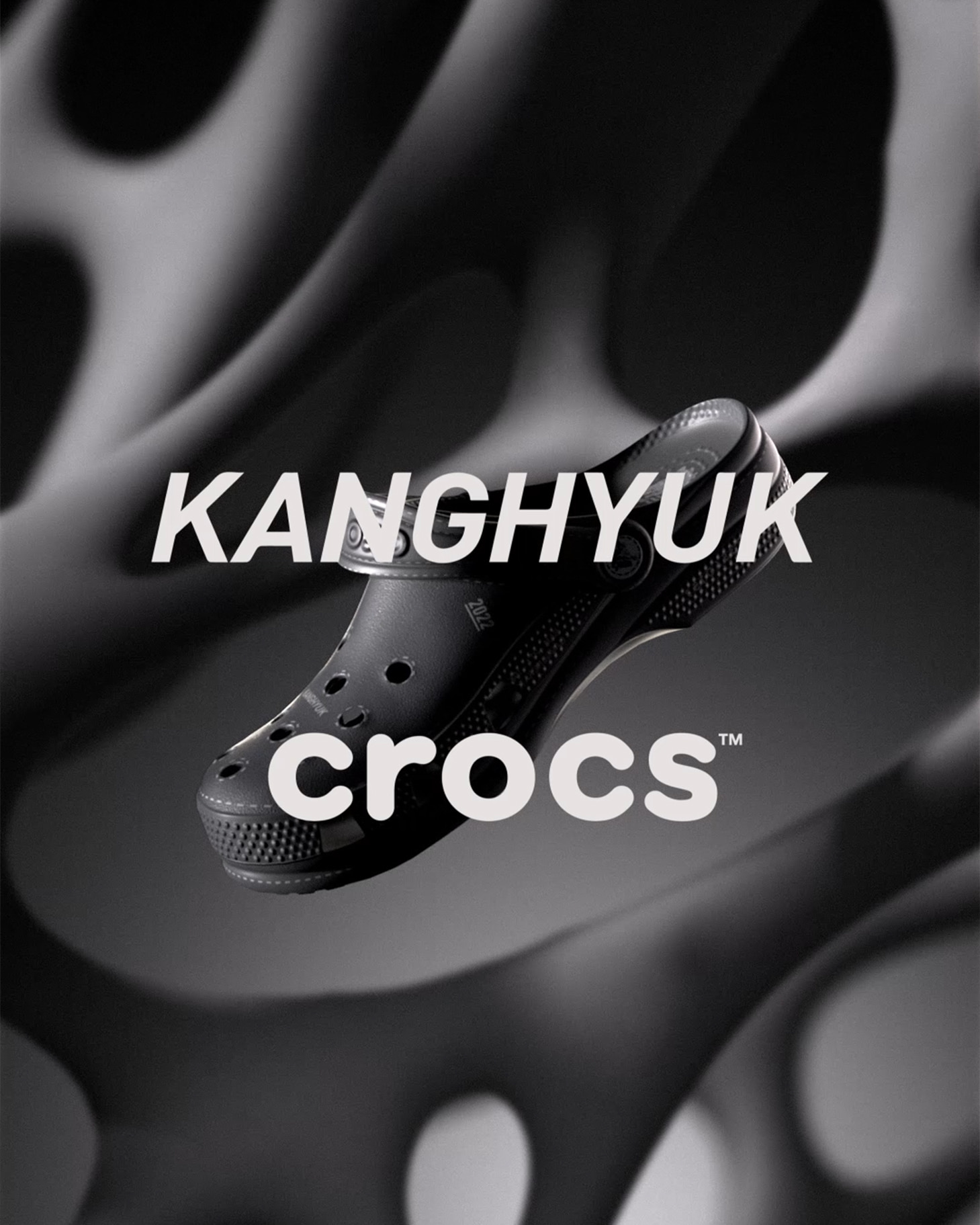 KANGHYUK X CROCS BLACK